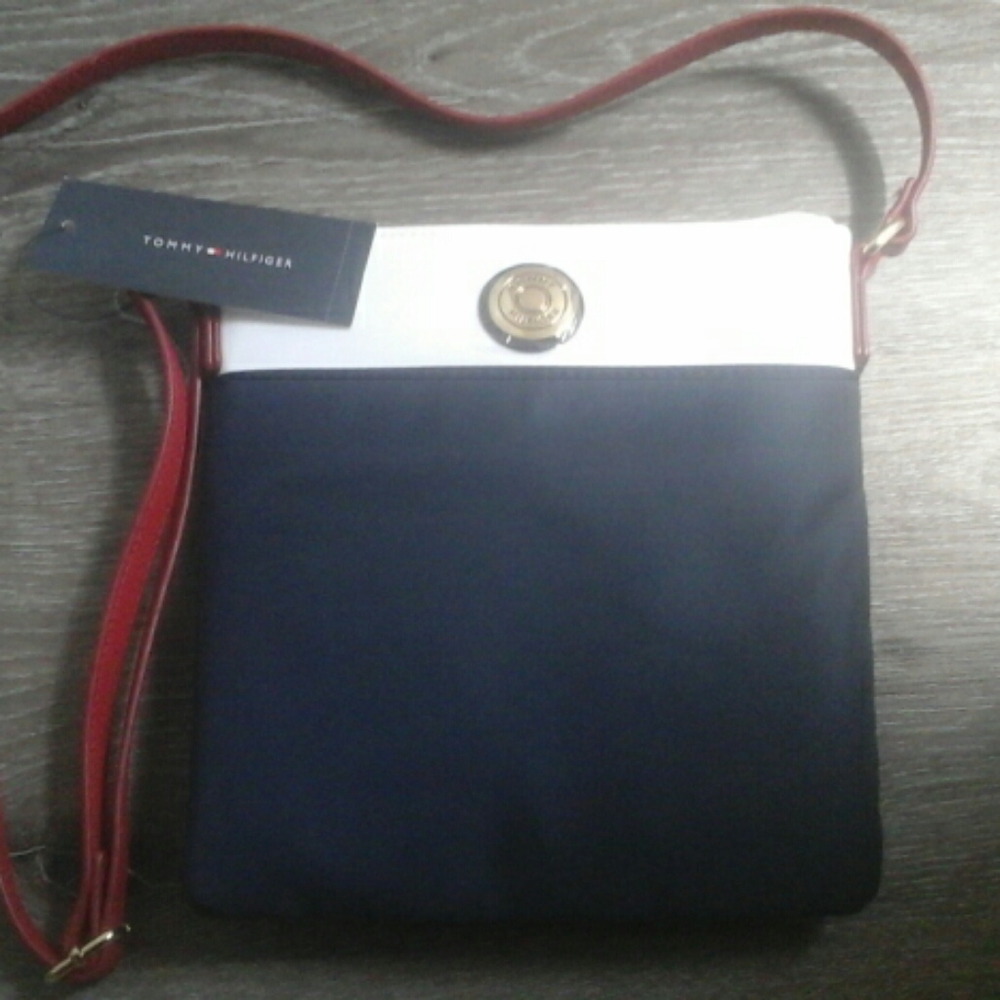 Tommy Hilfiger Crossbody Bag